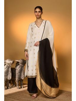 Masaba - Ivory Raw Silk Sequined Kurta with Pant and Dupatta