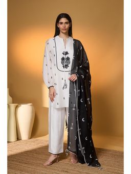 Masaba - Ivory Raw Silk Thread Work Kurta with Pant and Dupatta