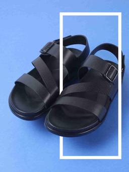 Mochi - Men Black Casual Sandals