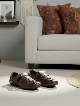 Metro - Men Brown Casual Sandals