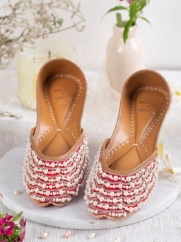 House of Vian - Women Isa Red Juttis