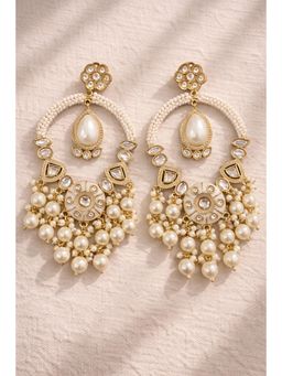 Qunic - Pearl Royale Chandbali White Earrings