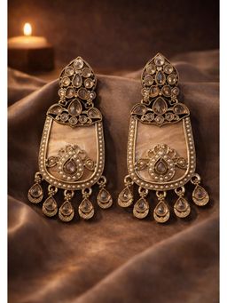Qunic - Zariah Noor Regal Gold Drops Earrings