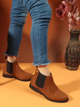 Carlton London - Women Classic Tan Ankle Chelsea Boots with Elastic Gussets