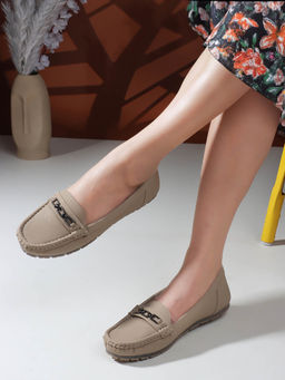 Carlton London - Women Comfortable Slip-On Beige Loafers with Chain