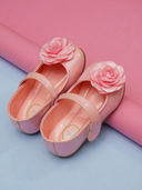 Pink color option, Currently selected