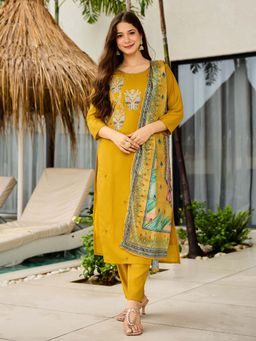 Lush Glam - Mustard Round Neck Kurta With Pant & Dupatta