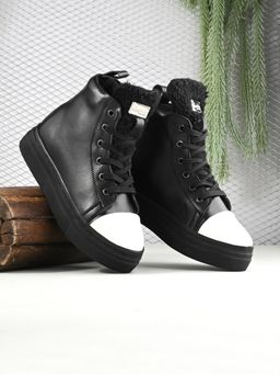 Fresh1947feet - Black Dual Size Technology Casual Sneakers