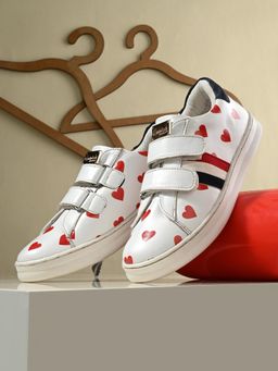 Fresh1947feet - White Dual Size Technology Casual Sneakers