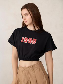 Outzidr - Black Boxy Cropped Elasticated Hem T-Shirt