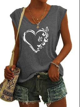 Outzidr - Charcoal Heart Print Graphic T-Shirt
