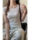 Off White color option, Currently selected