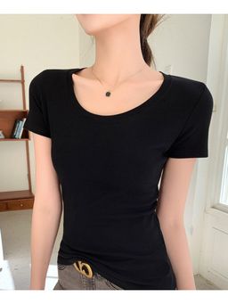 Outzidr - Black Round Neck Basic T-Shirt