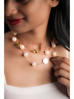 Vosgi - White Pearl Grace Stoned Necklace
