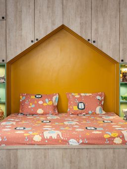 Urban Space - Cotton Bedsheet with Pillow Covers - Lion King Terra