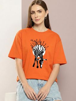 RHINO CULT - Orange Wildlife Zebra Grazing Premium Oversized T-Shirt