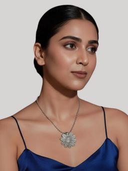 Auraa Trends - Oxidised Silver Floral Pendant Necklace for Women