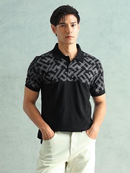 Arrow Sports - Men Black Printed Regular Fit Polo T-shirt