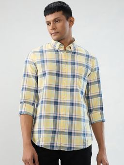Spykar - Men Yellow Checks Regular Fit Shirt