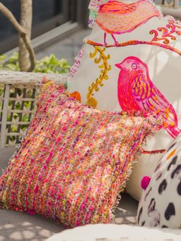 ONSETHOMES - Enlaced Cushion Cover Fuchsia