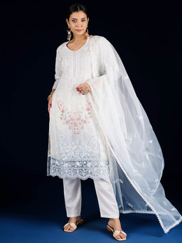 Varanga - White Heavy Embroidered Kurta with Pant and Dupatta
