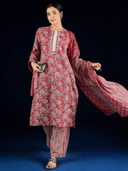 Varanga - Rust Paisley Printed Kurta with Pant and Dupatta
