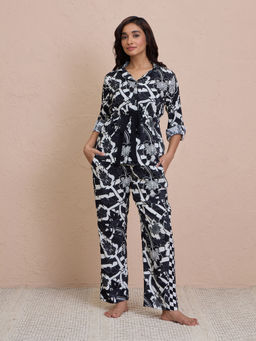 Nykd by Nykaa - Comfy Rayon Pajama Set with Flattering Stylish Sleep Shirt -NYS904-Tropical Black Print