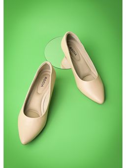 ROCIA - By Regal Nude Women Pointed Toe Wedges