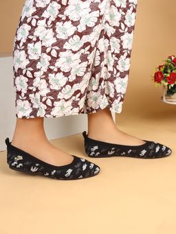 ELLE - Women Black Ballerina