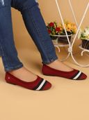 Maroon color option, Currently selected
