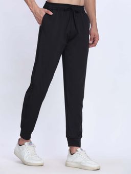 Dpassion - Men Black Mid Waist Regular Fit Solid Joggers