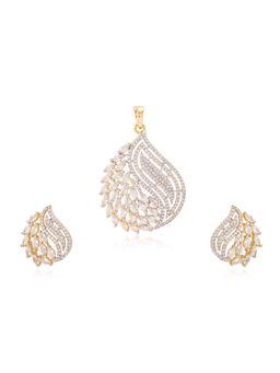Nuyug - Wing Cascade American Diamond Pendance Set