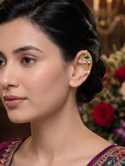 Nuyug - Meher Pearl Bagdai Ear Cuff