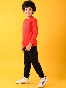 ANTHRILO - Sea Sport Red T-Shirt with Joggers (Set of 2)