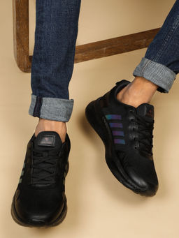 Cantabil - Black Men Solid Running Shoes