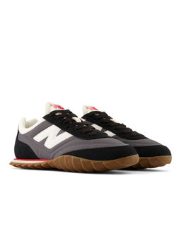 New Balance - Men RC 30 Black Sneakers