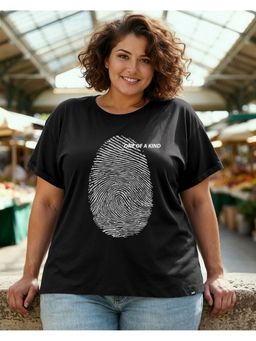 Bewakoof - Women Jet Black One Of A Kind Graphic Printed Boyfriend Plus Size T-Shirt