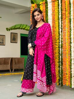 Rustorange - Black And Pink Buttoned Kurta Dupatta Pant With Pompoms (Set of 3)