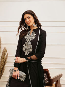 Barara Ethnic - Embroidered Linen Kurta & Pant with Dupatta (Set of 3)