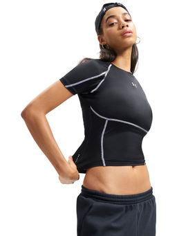 Under Armour - Women Black Solid/Plain Polyester T-Shirt