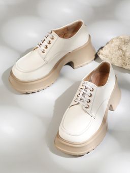 VALIOSAA - White Everyday Derbies