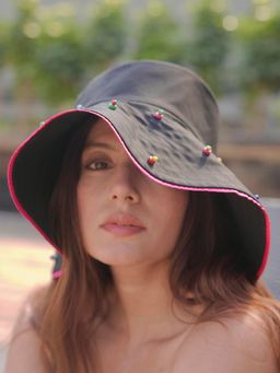 Hair Drama Co. - Oversized Embellished Beach Floppy Hat - Black