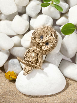 Cosa Nostraa - Hooter Brooch