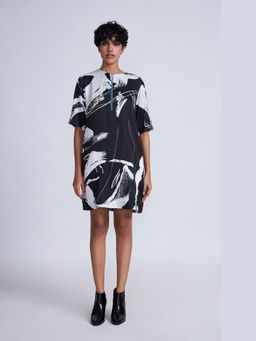 Advait - Black Tazaki Shift Dress