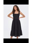 Black color option, Sold out, Currently selected
