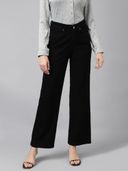 Black color option, Currently selected