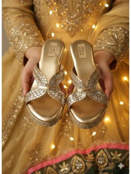 Jutti Express - Women Gold Wedges Heels