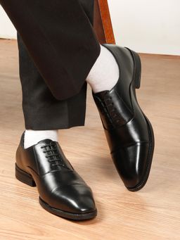 Teakwood - Men Black Lace-Up Oxfords