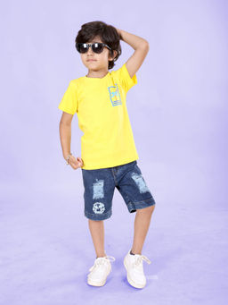 KiddoPanti - Yellow Boys Palm Tree Printed Round Neck T-shirt & Shorts (Set of 2)