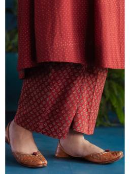 The Indian Ethnic Co. - Yashi Red Butti Ajrakh Cotton Pant